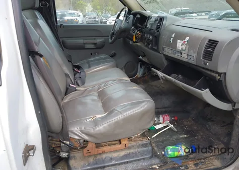 2007 Chevrolet Silverado 1500 Work Truck z USA, uszkodzony, nr VIN 1GCEC140X7E549778